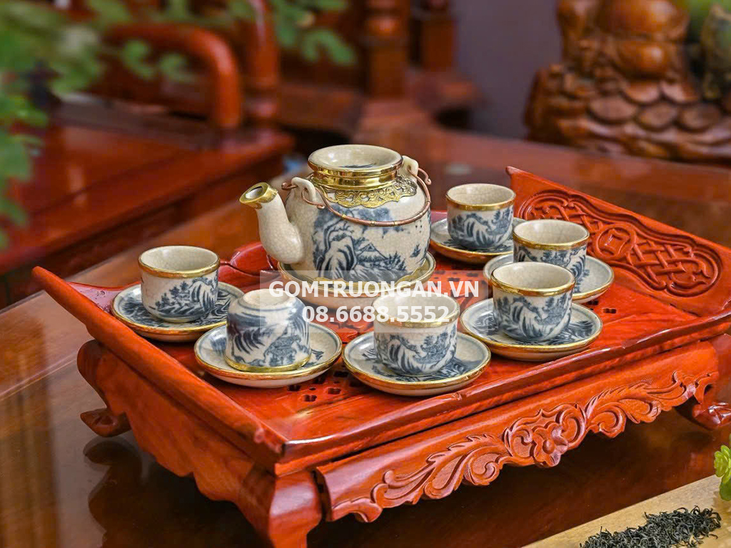 Ấm chén men giả cổ bọc đồng sơn thủy tinh tế sang trọng 