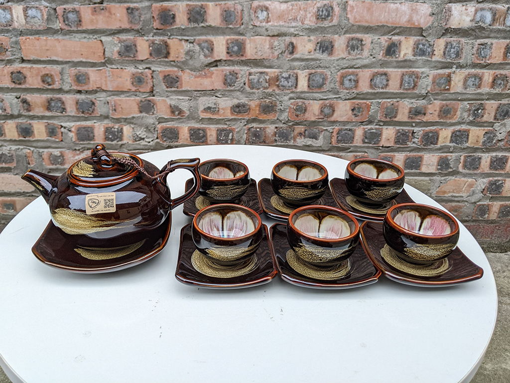 Bộ ấm chén men hỏa biến mật ong quả hồng sang trọng tiện lợi Bộ ấm chén men hỏa biến mật ong quả hồng sang trọng tiện lợi