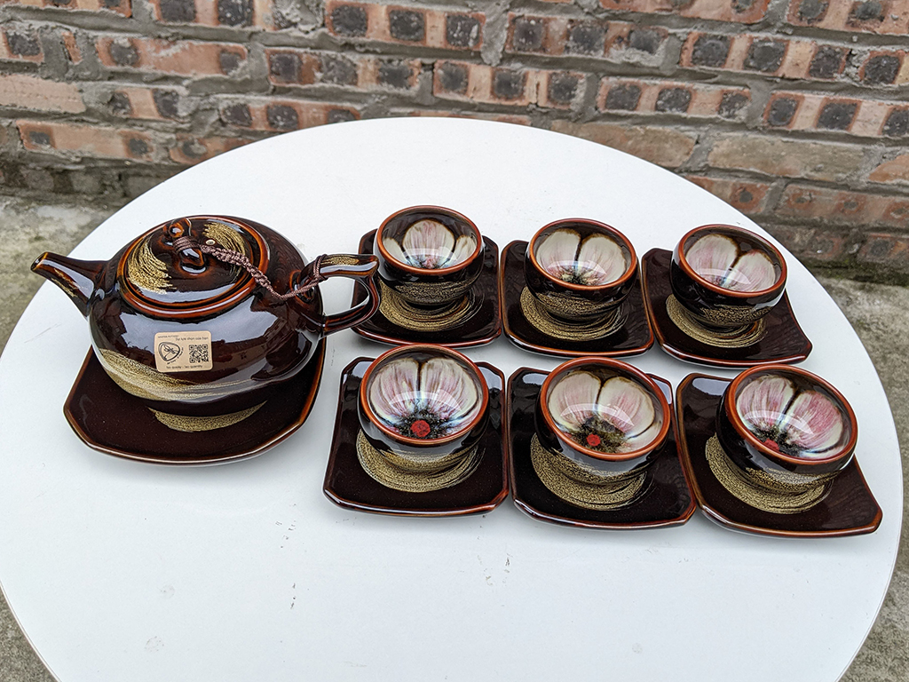 Bộ ấm chén men hỏa biến mật ong quả hồng sang trọng tiện lợi Bộ ấm chén men hỏa biến mật ong quả hồng sang trọng tiện lợi