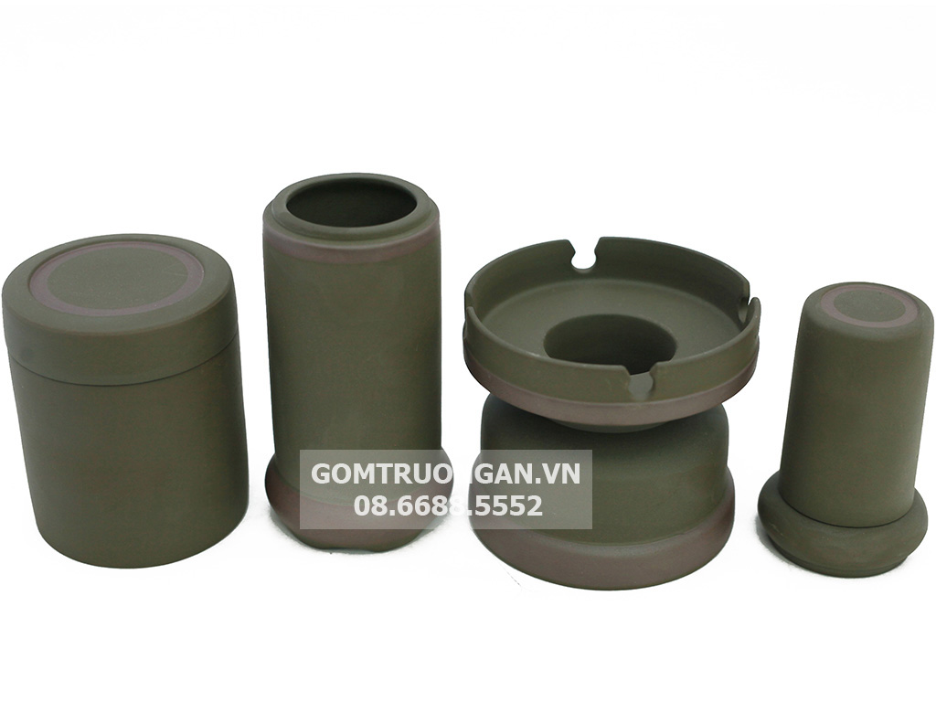 Bộ ấm chén tử sa Bát Tràng dáng tống men rêu cao cấp full phụ kiện Bộ ấm chén tử sa Bát Tràng dáng tống men rêu cao cấp full phụ kiện