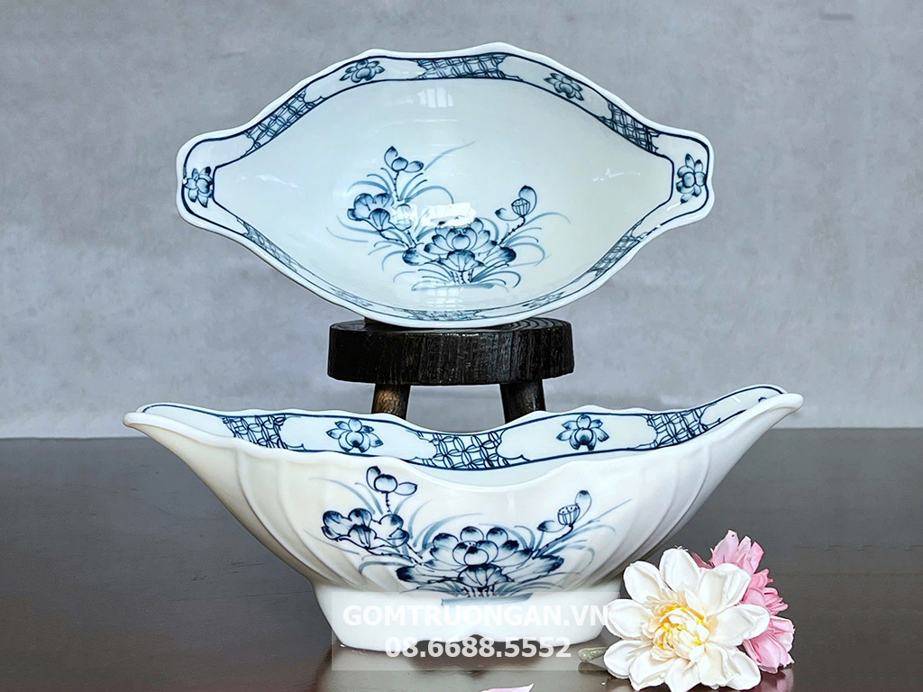 Bát gốm men trắng vẽ hoa sen xanh độc đáo cho cúng Gà chuẩn 