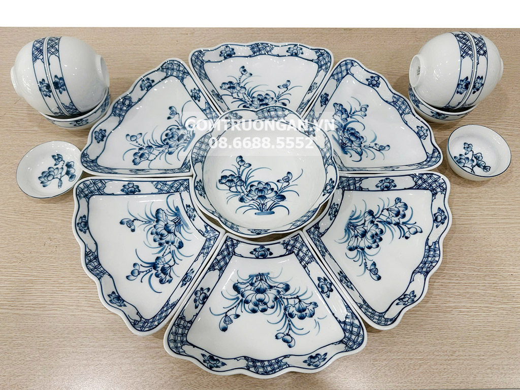 Bộ bát đĩa thờ men trắng hoa sen xanh cao cấp phong thủy 