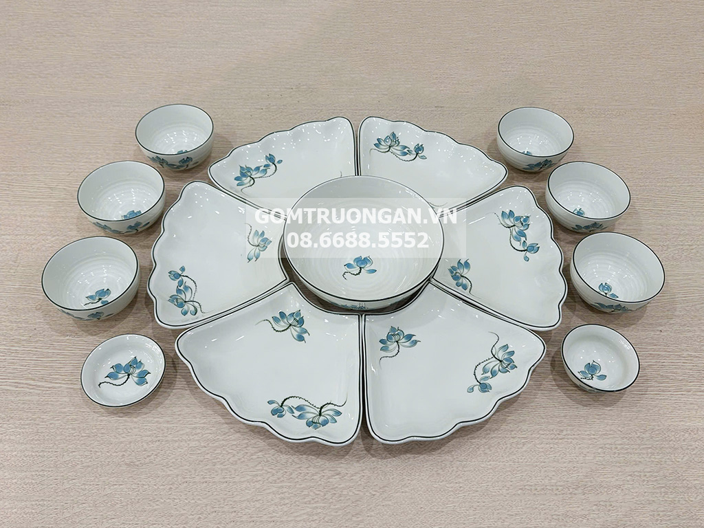 Bộ bát đĩa thờ hoa mặt trời men kem sen xanh chất lượng cao tiện dụng 