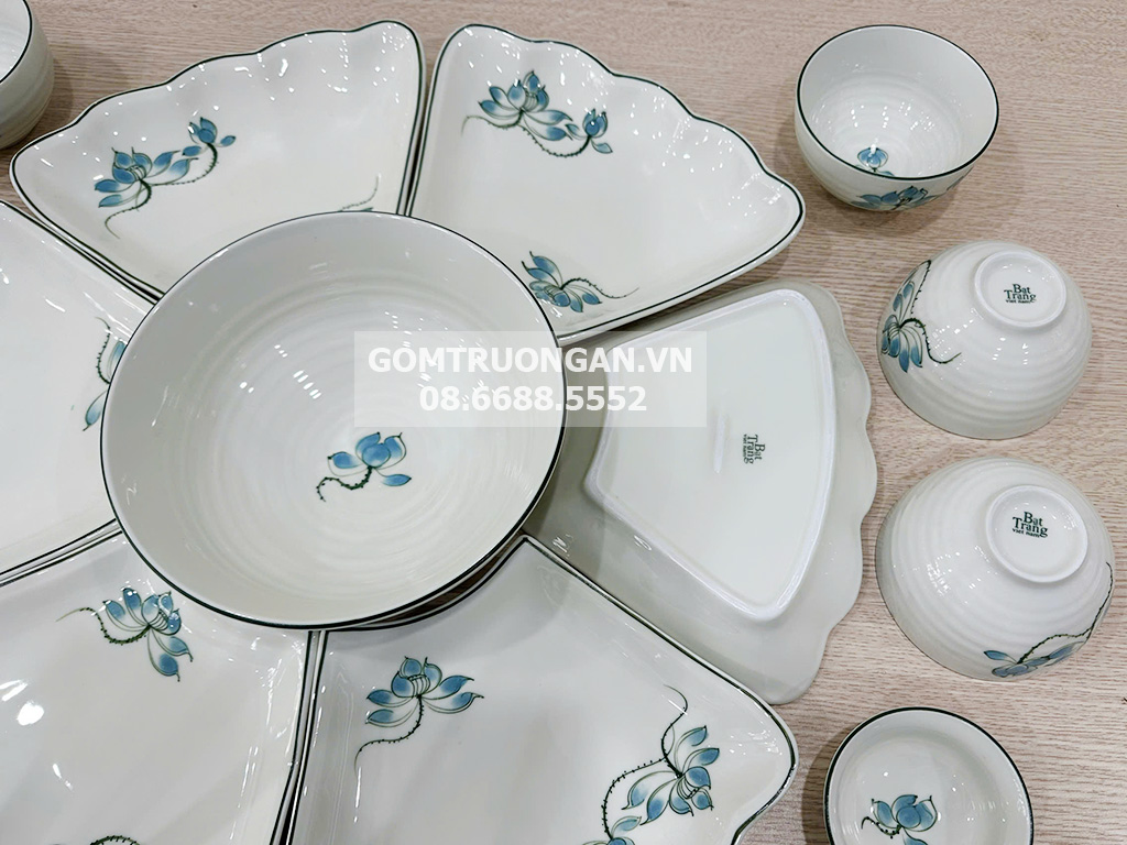 Bộ bát đĩa thờ hoa mặt trời men kem sen xanh chất lượng cao tiện dụng Bộ bát đĩa thờ hoa mặt trời men kem sen xanh chất lượng cao tiện dụng