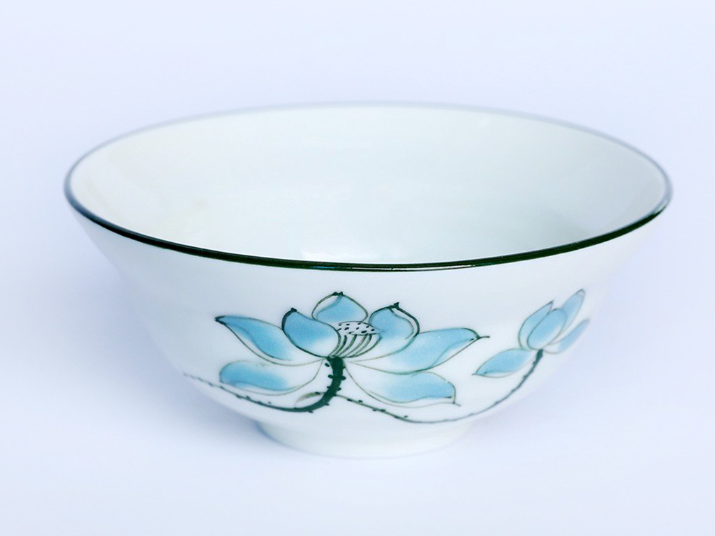 Bát Yêu Phi 18 Sen Xanh Bát Tràng Sứ Men Kem Đẹp Sang 