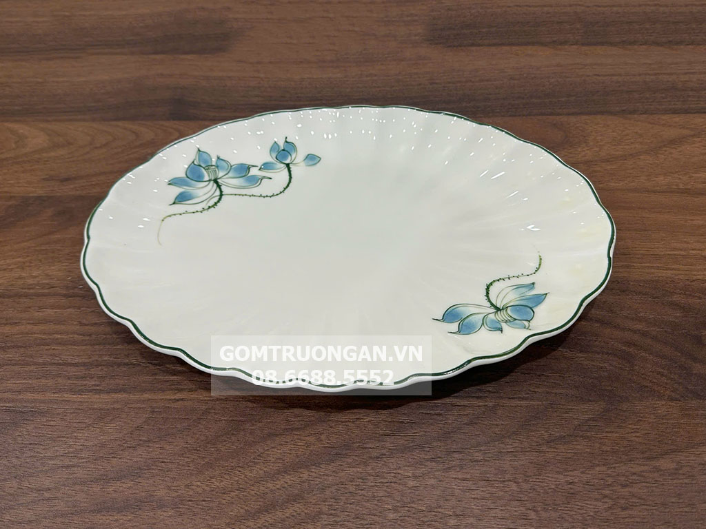 Đĩa bầu dục men kem hoa sen xanh S2, sang trọng, bền đẹp 