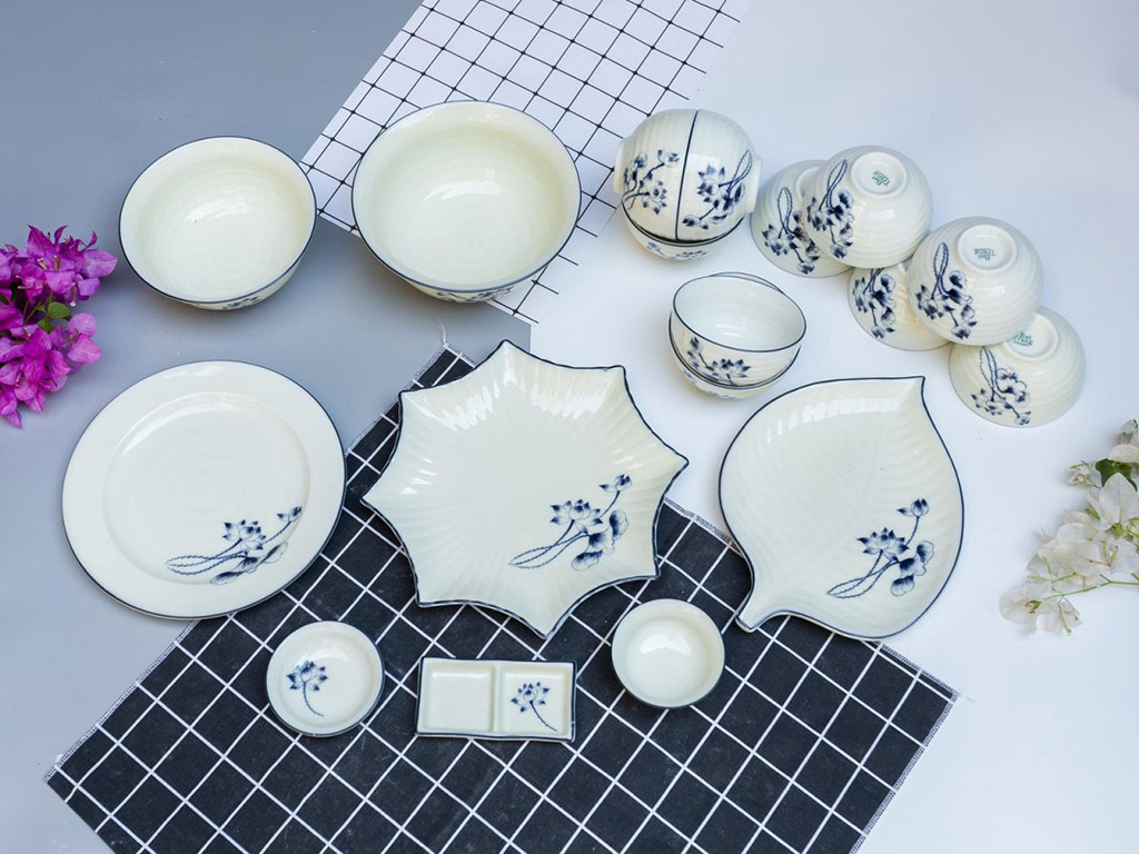 Bộ bát đĩa Bát Tràng men kem sen lam cao cấp 18 món đẹp