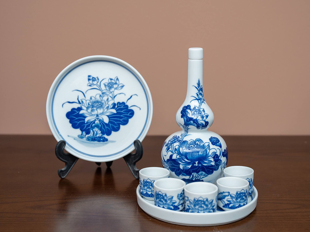 Bộ nậm rượu thờ men lam sen xanh 5 chén cao cấp Bát Tràng 