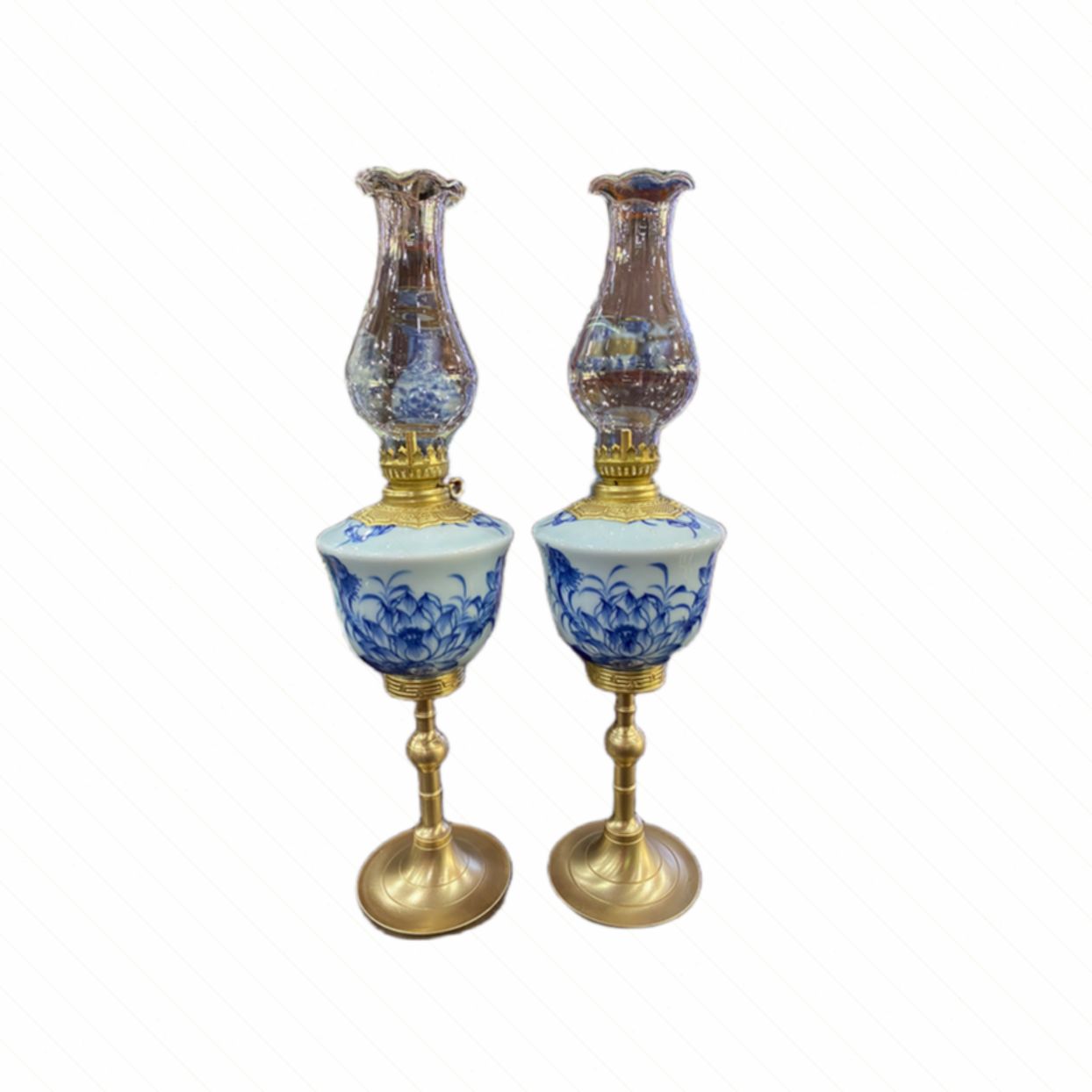 Đèn dầu men lam hoa sen Bát Tràng đẹp chuẩn phong thủy giá tốt 