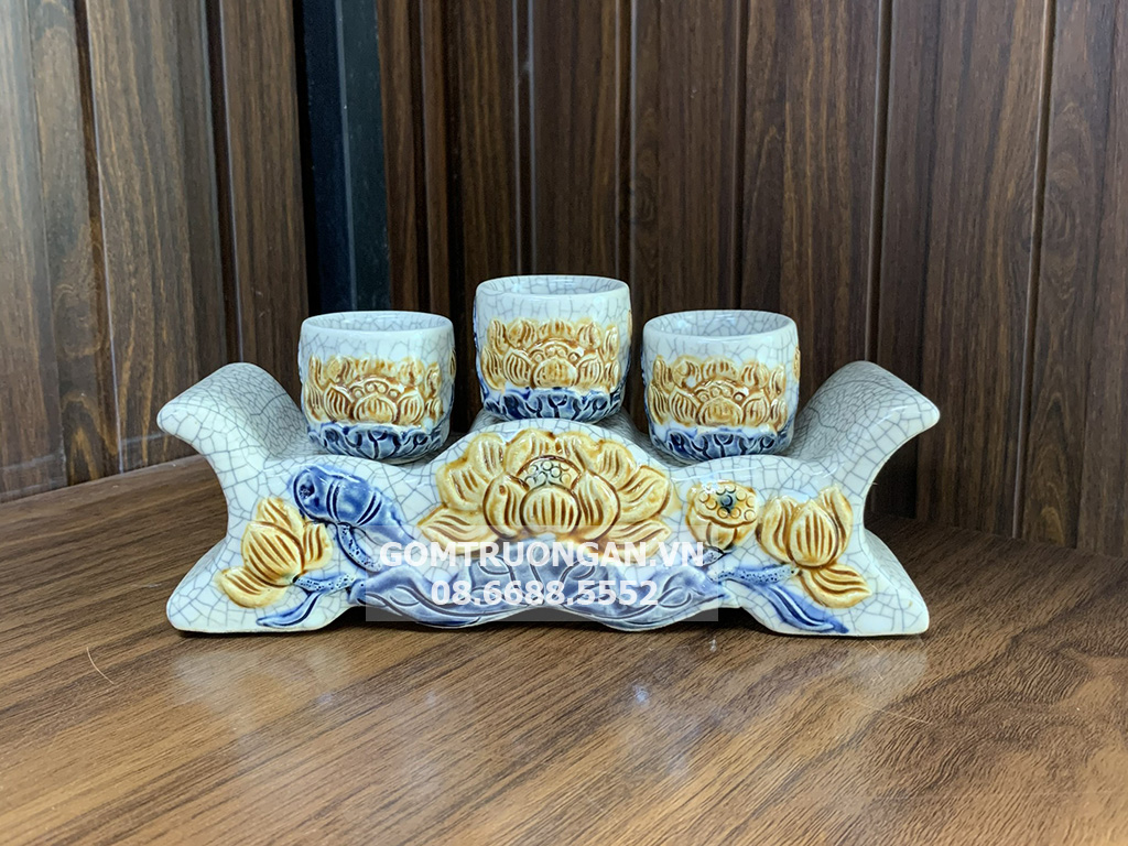 Kỷ chén 3 ngai men rạn nổi Hoa sen tinh xảo Bát Tràng 