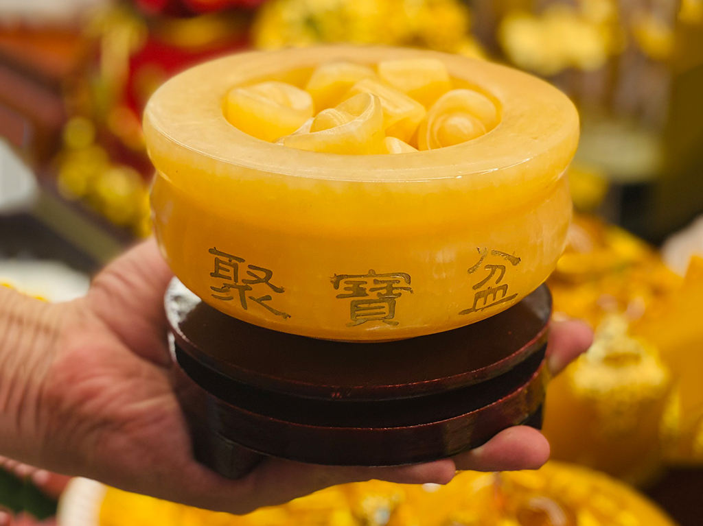 Bát tụ bảo ngọc Hoàng Long 6 viên thỏi cỡ vừa may mắn 