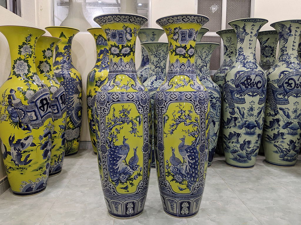 Lọ lộc bình Bát Tràng men vàng Tứ quý 1m4 sang trọng trang trí Lọ lộc bình Bát Tràng men vàng Tứ quý 1m4 sang trọng trang trí