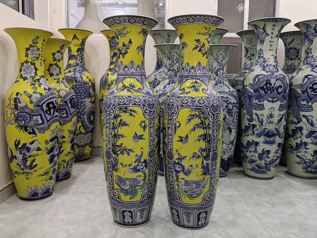 Lọ lộc bình Bát Tràng men vàng Tứ quý 1m4 sang trọng trang trí Lọ lộc bình Bát Tràng men vàng Tứ quý 1m4 sang trọng trang trí