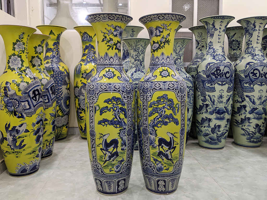 Lọ lộc bình Bát Tràng men vàng Tứ quý 1m4 sang trọng trang trí Lọ lộc bình Bát Tràng men vàng Tứ quý 1m4 sang trọng trang trí