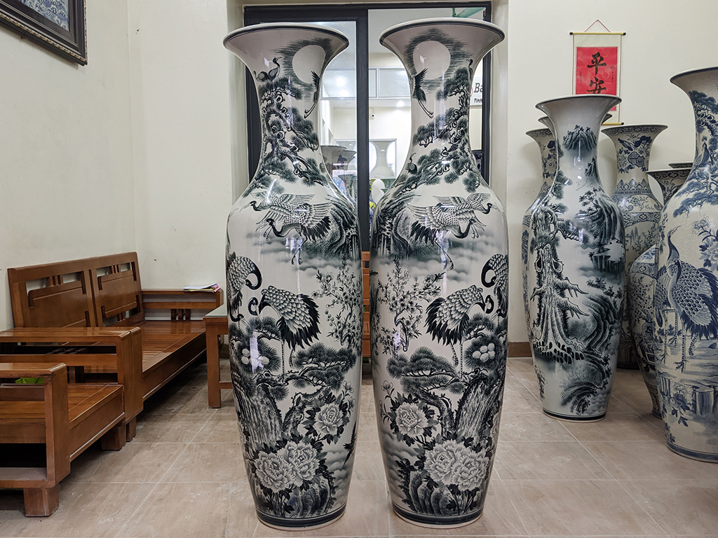 Lọ lục bình Bát Tràng men chàm cổ 1m6 sang trọng phong thủy tốt 