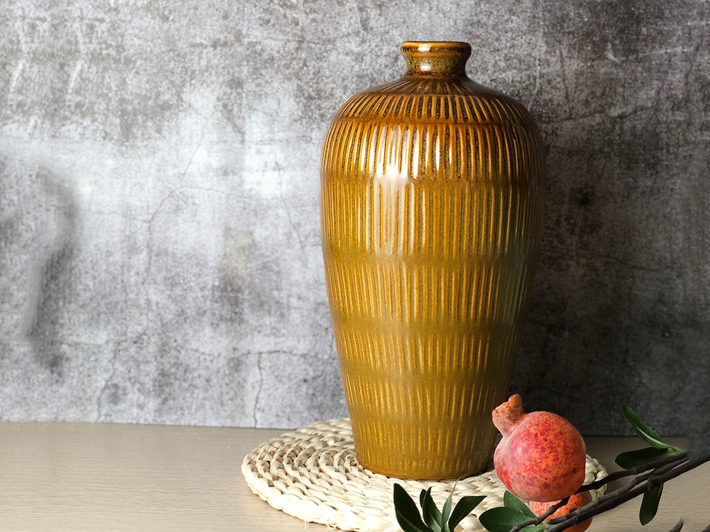 Lọ hoa Bát Tràng họa tiết ganh hỏa biến vàng sang trọng décor nhà hiện đại 