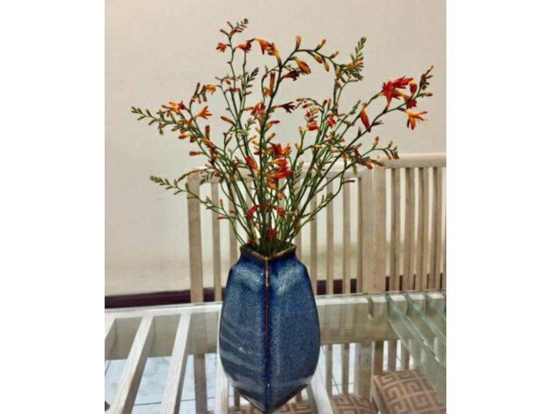 Lọ hoa Bát Tràng men hỏa biến xanh đại dương độc đáo cao cấp