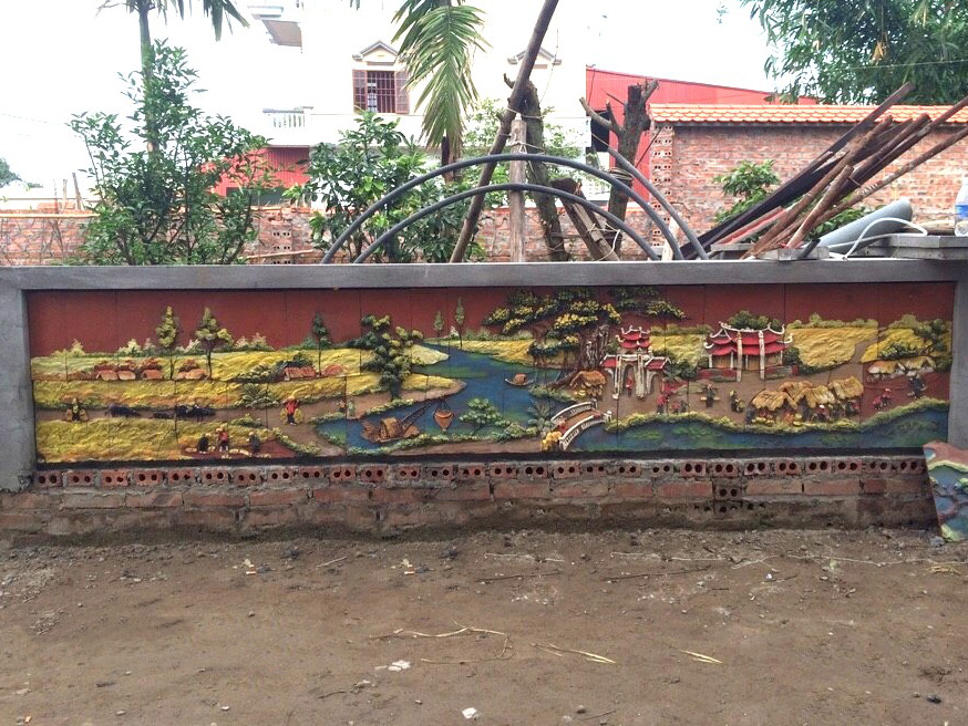 Tranh gốm ốp tường làng quê đẹp độc đáo trang trí nhà 