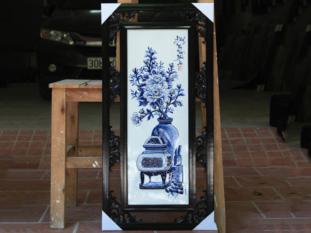 Tranh tứ quý men lam Bát Tràng đắp nổi 85x42cm trang trí sang Tranh tứ quý men lam Bát Tràng đắp nổi 85x42cm trang trí sang