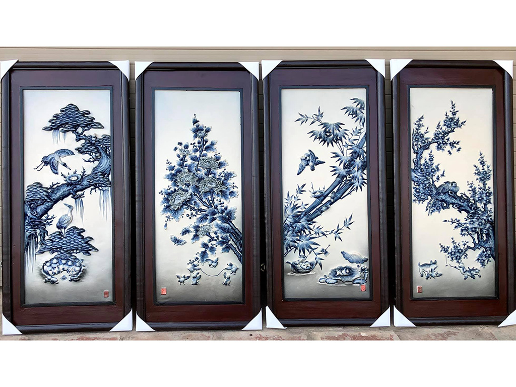 Tranh tứ quý men lam tràm Bát Tràng 90x43cm tặng may mắn tài lộc Tranh tứ quý men lam tràm Bát Tràng 90x43cm tặng may mắn tài lộc