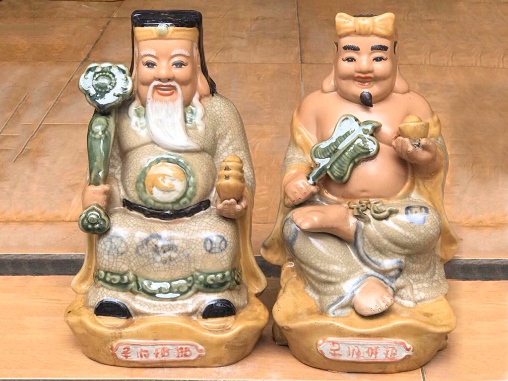 Tượng sứ Thần Tài Thổ Địa bệ vàng cao 30cm giá tốt Bát Tràng Tượng sứ Thần Tài Thổ Địa bệ vàng cao 30cm giá tốt Bát Tràng