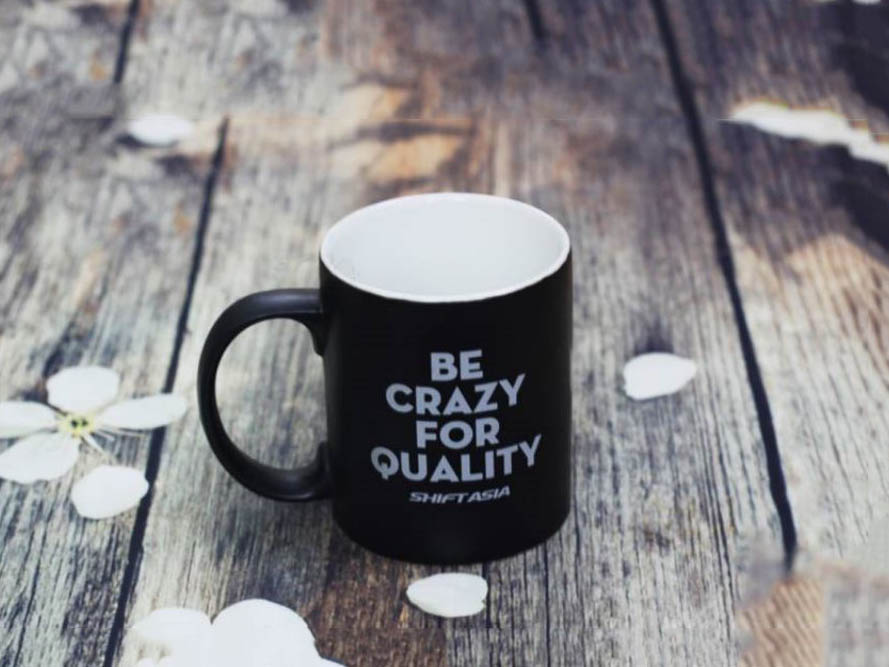 Ly sứ men mát Bát Tràng đen trắng 400ml chống trầy bền