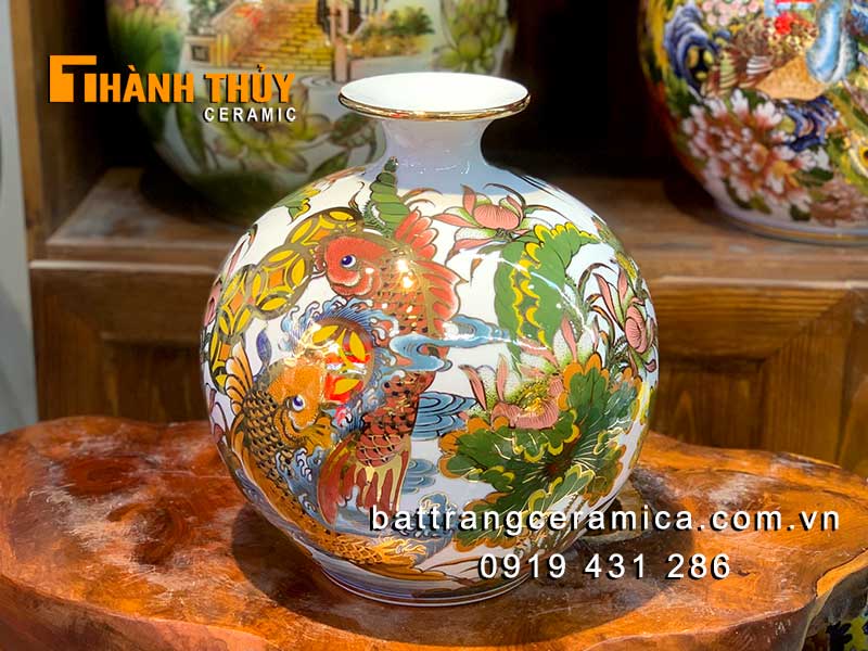 Bình vẽ vàng cá Chép ngậm tiền 35 cm sang trọng, hút tài lộc 