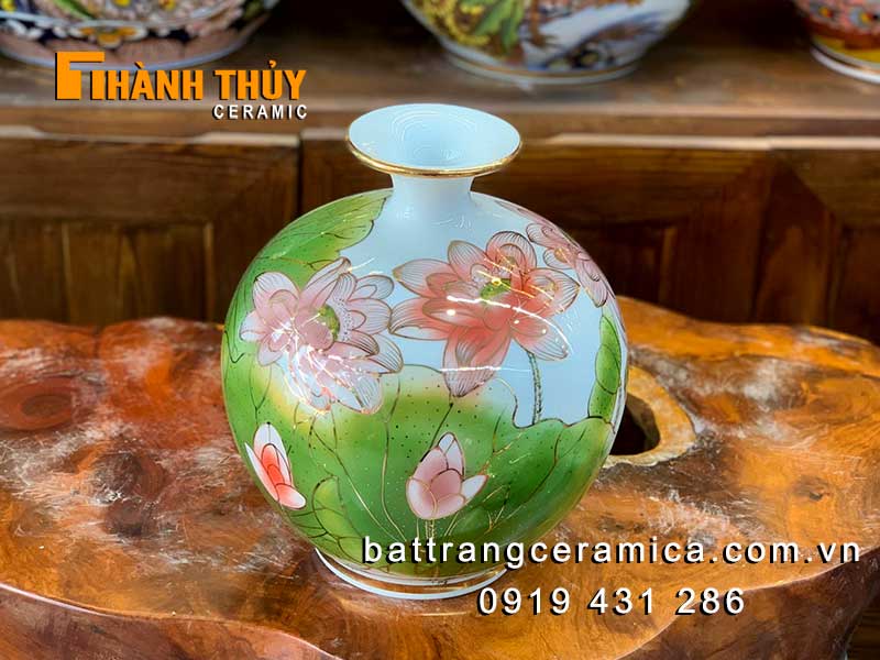 Bình tài lộc hoa Sen vẽ vàng 25cm phẩm chất cao cấp hút tài lộc