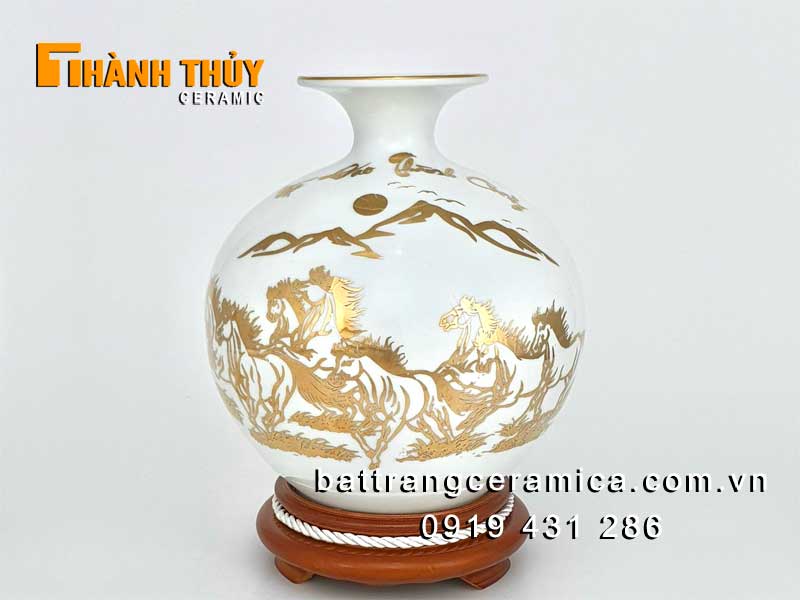Bình hút lộc Mã đáo thành công 25cm gốm sứ Bát Tràng vàng 24k