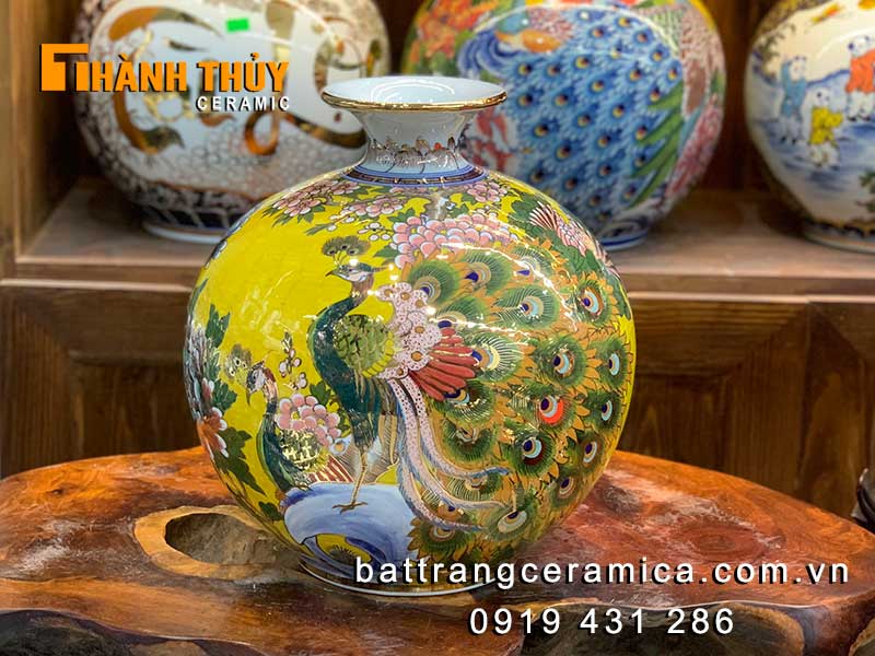 Bình hút lộc vẽ vàng chim Công Bát Tràng cao cấp sang trọng 