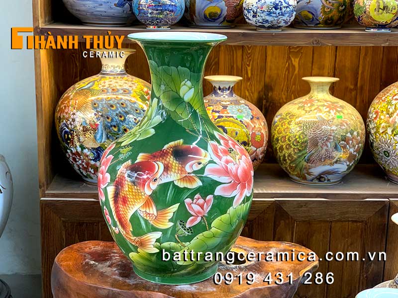 Bình củ tỏi xanh lá 60cm vẽ sen cá Bát Tràng sang trọng 