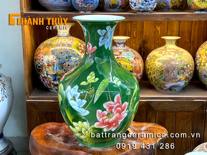 Bình củ tỏi xanh lá 60cm vẽ sen cá Bát Tràng sang trọng
