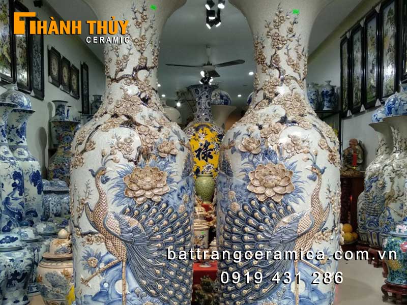 Lục Bình Công Đào Men Rạn 1m2 Đắp Nổi Tinh Xảo Sang Trọng