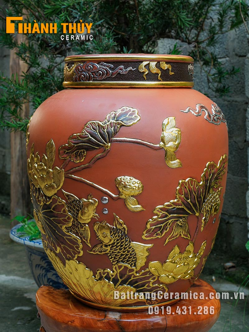 Chum ngâm rượu cá chép hóa Rồng dát vàng 50L bền đẹp an toàn Chum ngâm rượu cá chép hóa Rồng dát vàng 50L bền đẹp an toàn