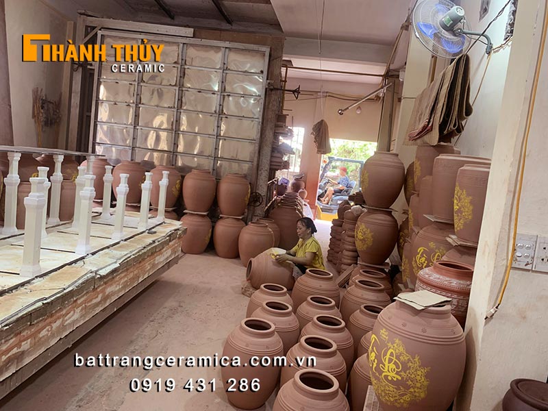 Chum sành ngâm rượu 100L Tài Lộc Bát Tràng chất lượng cao Chum sành ngâm rượu 100L Tài Lộc Bát Tràng chất lượng cao