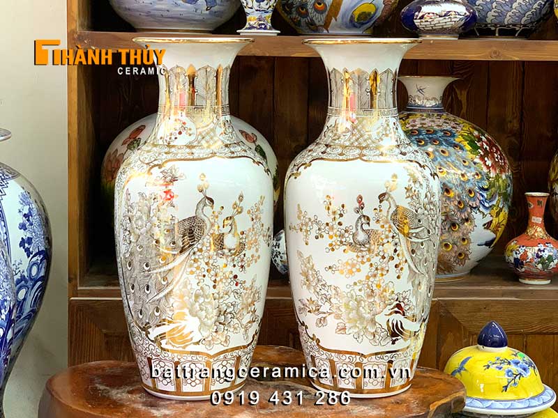 Tiểu lục bình chim công hoa đào men bạch ngọc 60cm vàng 24k sang trọng trang trí