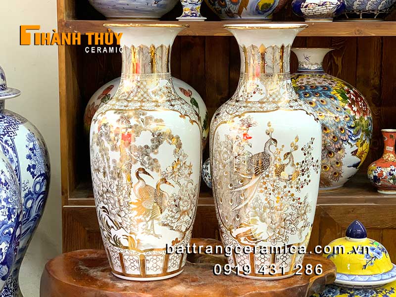 Tiểu lục bình chim công hoa đào men bạch ngọc 60cm vàng 24k sang trọng trang trí