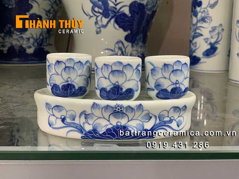 Kỷ chén thờ 3 dáng cong Bát Tràng đẹp Bộ kỷ men lam cao cấp 