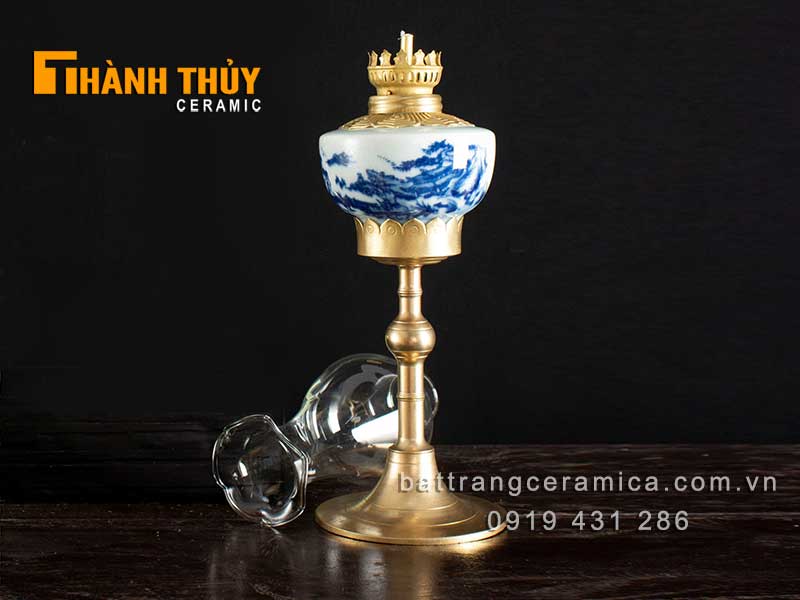 Đèn dầu vai vuông 35cm vẽ sơn thủy phong thủy chuẩn