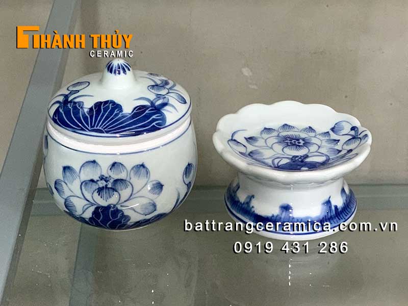 Bát đựng nước thờ gốm sứ Bát Tràng vẽ sen cao cấp giá tốt Bát đựng nước thờ gốm sứ Bát Tràng vẽ sen cao cấp giá tốt
