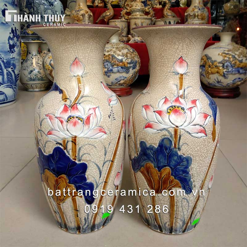 Lọ Lộc Bình Hoa Sen Nổi 38cm Bát Tràng Phong Thủy Sang Trọng