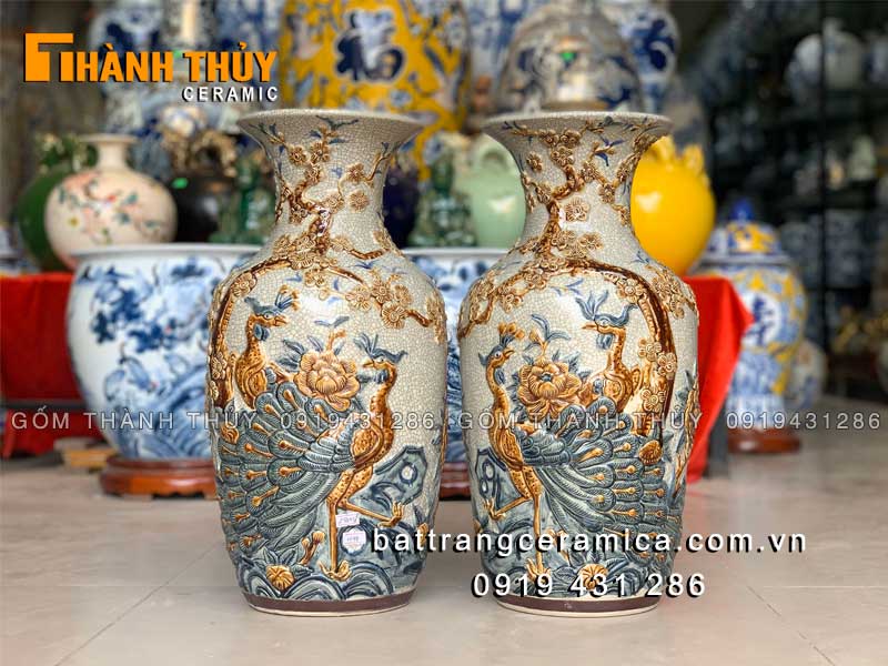 Lục bình đắp nổi chim Công hoa Đào 40cm tinh xảo Bát Tràng đẹp