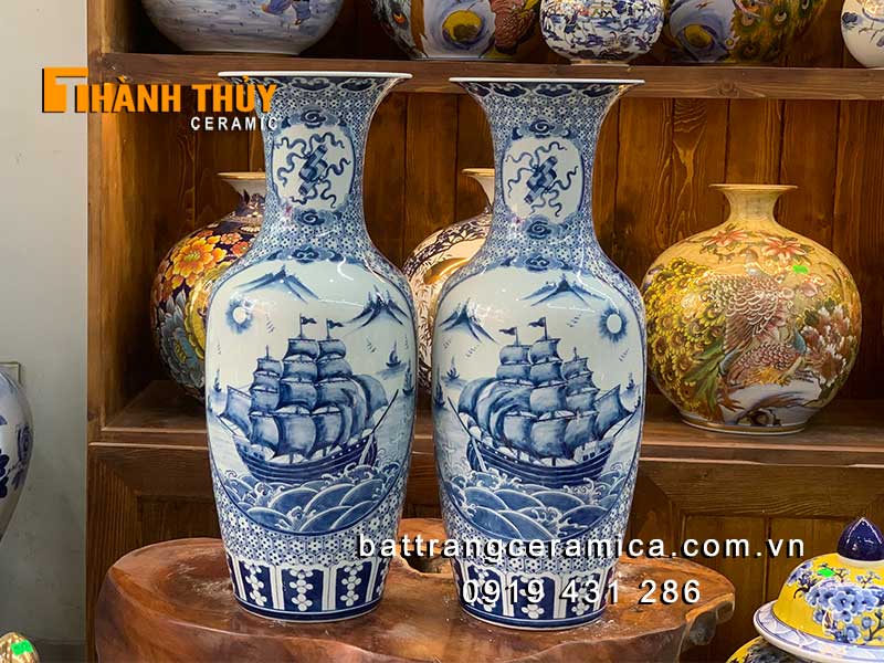 Tiểu lộc bình Thuận buồm xuôi gió Bát Tràng men xanh cao cấp 