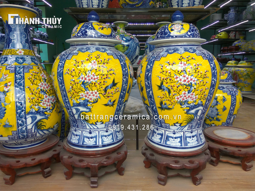 Chóe men vàng tứ cảnh 30 lít thủ công Bát Tràng sang trọng