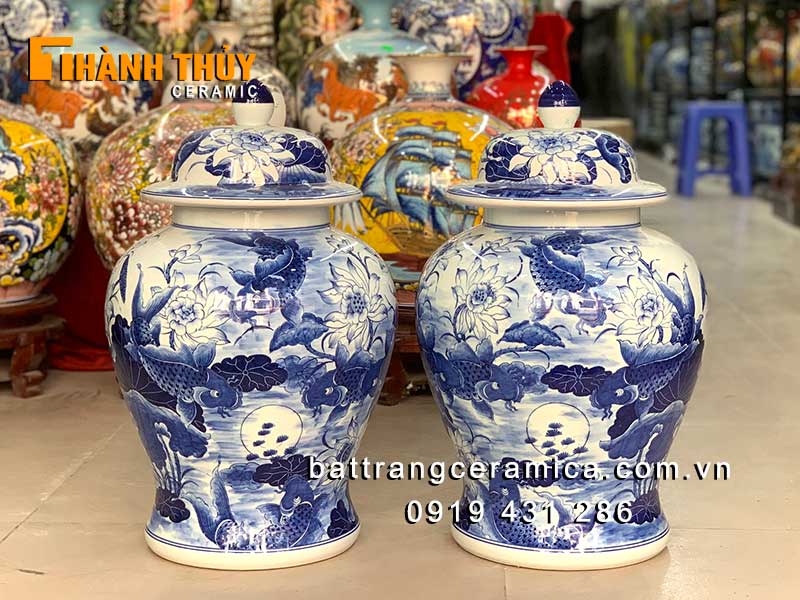 Chóe vẽ cá Chép hoa Sen 20L men Lam gốm Bát Tràng tốt tài lộc