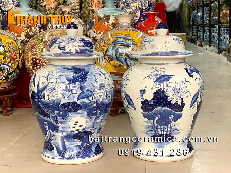 Chóe vẽ cá Chép hoa Sen 20L men Lam gốm Bát Tràng tốt tài lộc