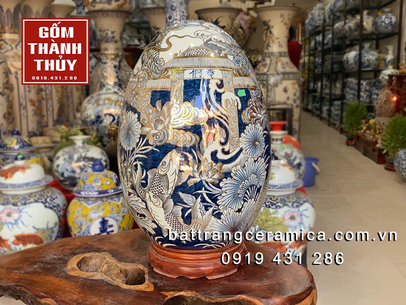 Trứng phong thủy cá chép hoá rồng vẽ vàng 24k cao cấp Bát Tràng Trứng phong thủy cá chép hoá rồng vẽ vàng 24k cao cấp Bát Tràng