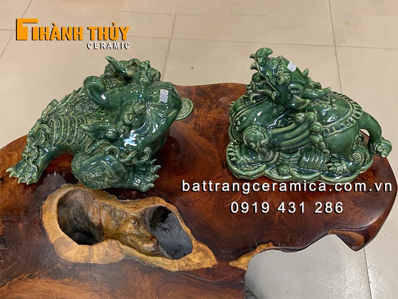 Cóc ngậm tiền phong thủy men xanh ngọc độc đáo thủ công Bát Tràng Cóc ngậm tiền phong thủy men xanh ngọc độc đáo thủ công Bát Tràng
