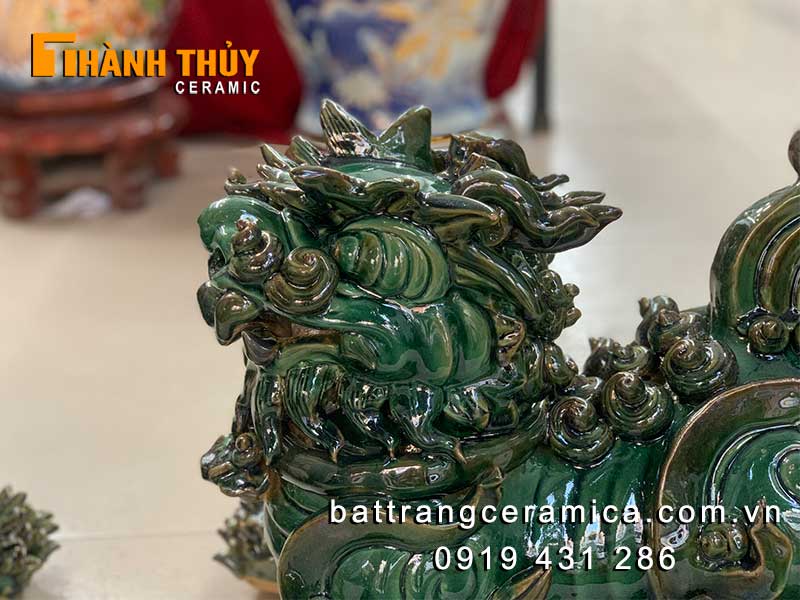 Con Nghê đuôi xoè gốm sứ Bát Tràng 35cm thủ công tinh xảo phong thủy Con Nghê đuôi xoè gốm sứ Bát Tràng 35cm thủ công tinh xảo phong thủy