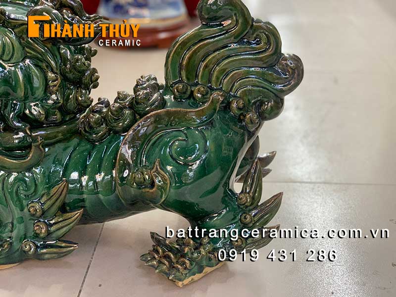Con Nghê đuôi xoè gốm sứ Bát Tràng 35cm thủ công tinh xảo phong thủy Con Nghê đuôi xoè gốm sứ Bát Tràng 35cm thủ công tinh xảo phong thủy